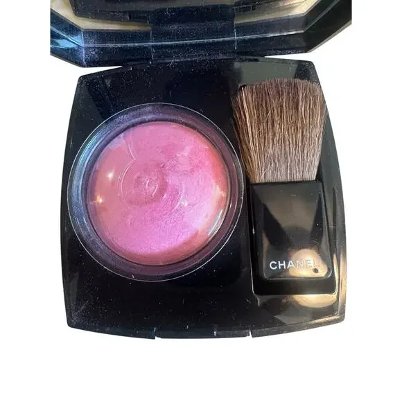 Chanel Joues Contraste 250 Crescendo Powder Blush 4g .14oz Made In France - Picture 2 of 5